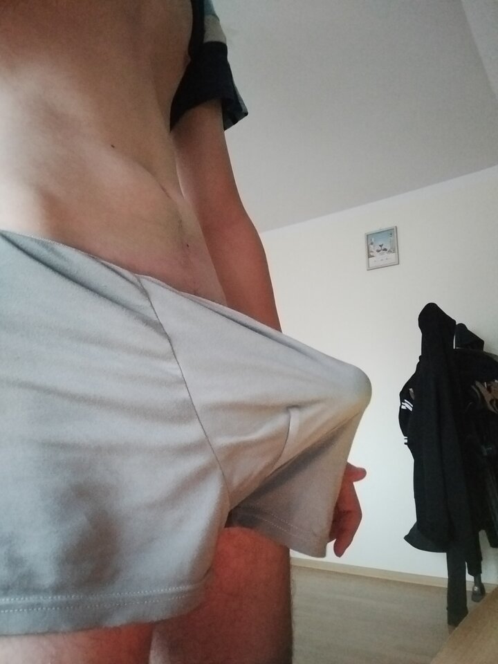 1000003750.jpg - man647