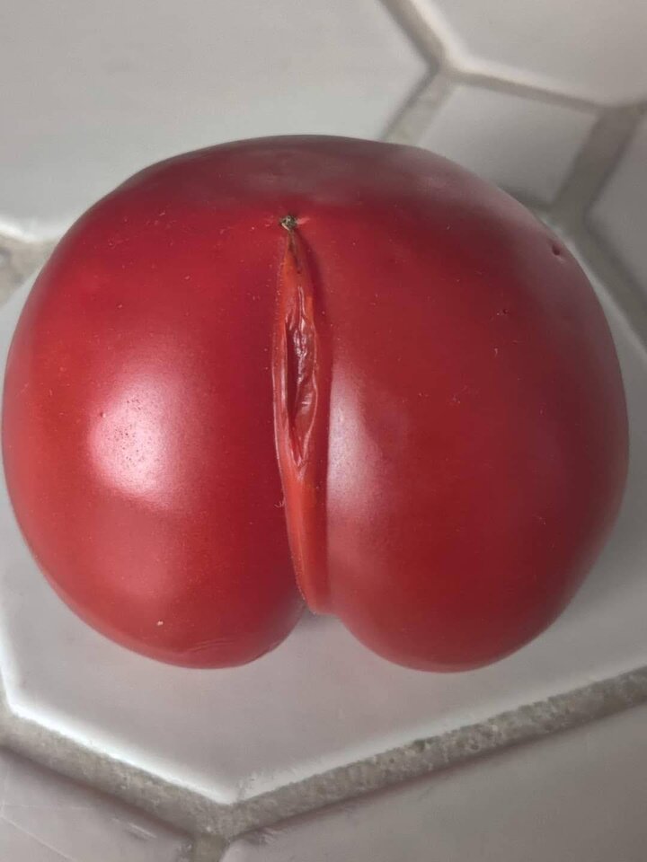 To uczucie kiedy nawet jedzenie Cię prowokuje 😂😂😉 - Parka2903Szczecin