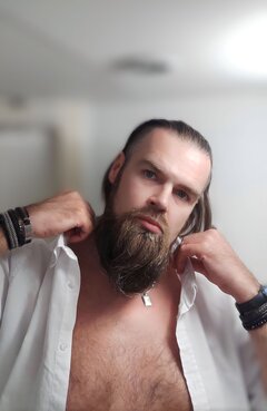 photostudio_1718476548933.jpg