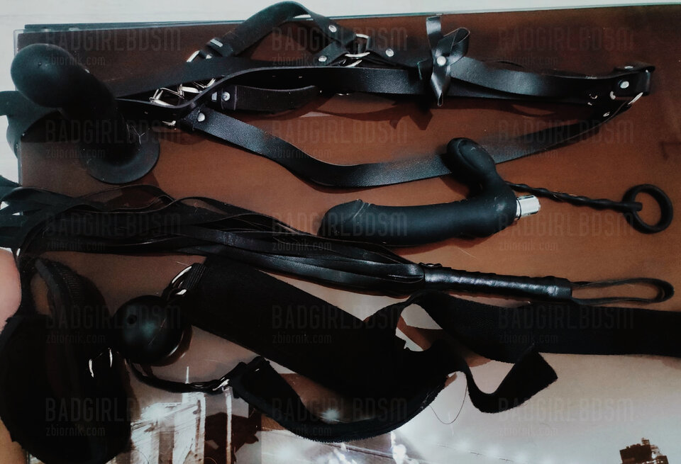 1000060453.jpg - badgirlBDSM