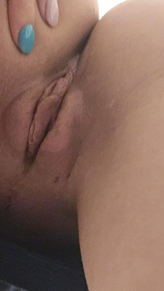 Jakiś języczek by się tu przydał 😜💦 - OnaonNl