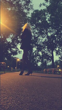 OUTDOOR
