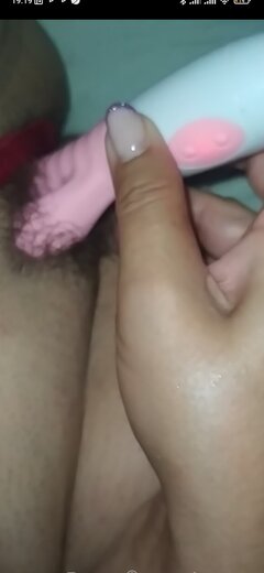 Screenshot_2024-07-02-19-19-20-009_com.miui.videoplayer.jpg