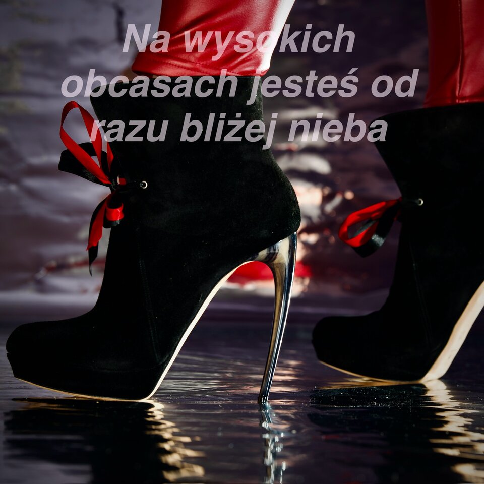 Sweet dreams are made of heels! - milFuria