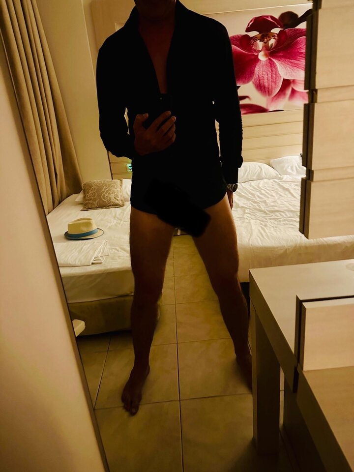 The man in…. black? - landy