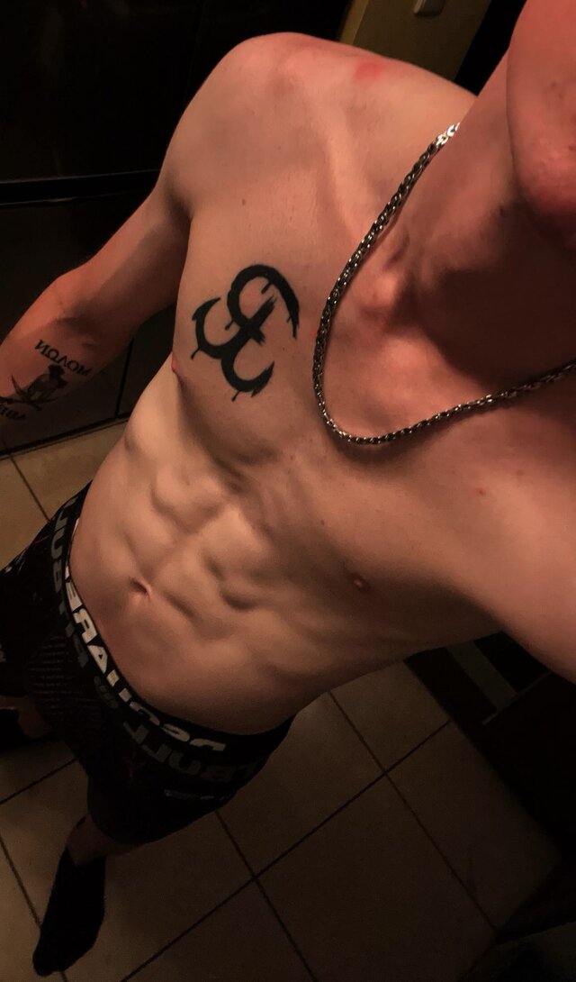 KingBezQueen69