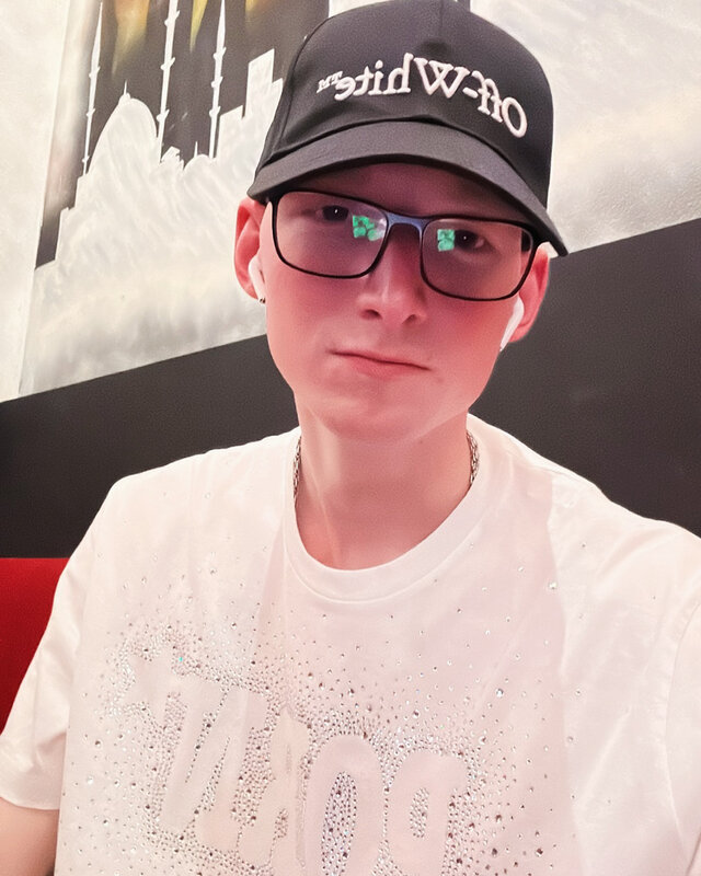 KingBezQueen69