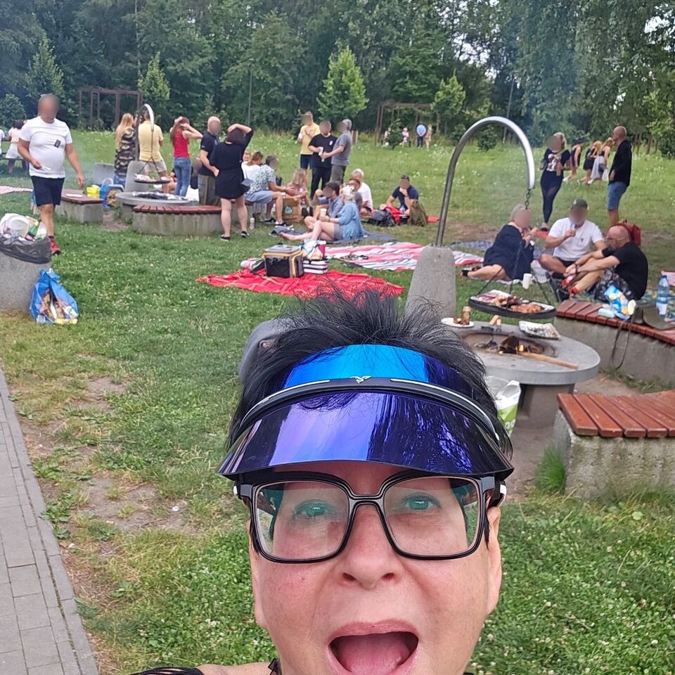 Ognisko gorące, kiełbaski pachnące... - FullFillment