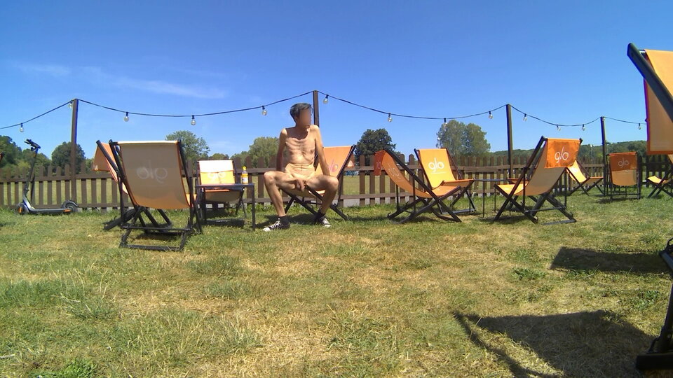 PARK ŚLĄSKI - kawiarnia 20240731_1101.mp4_snapshot_00.45.666.j - Krzysztof_cfnm