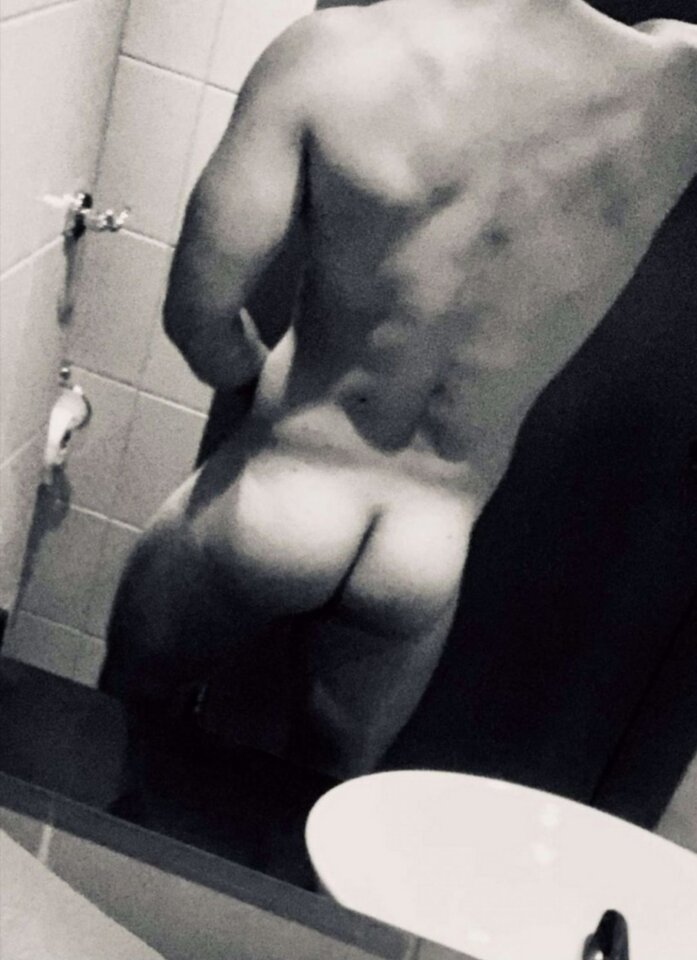 😈 - Jakobella