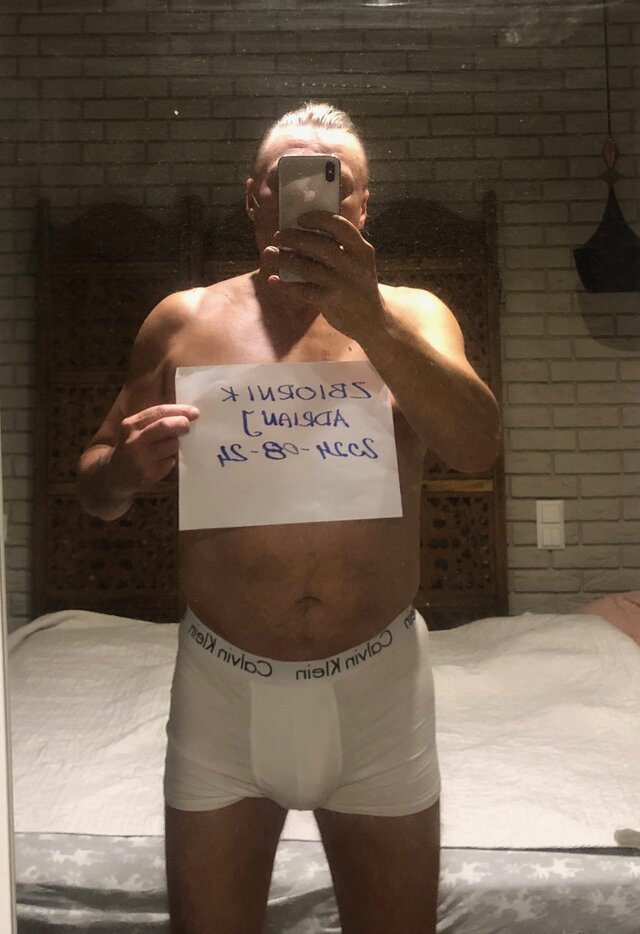 AdrianJ