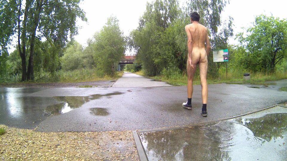 _163154A.mp4_snapshot_00.19.788.jpg - Krzysztof_cfnm