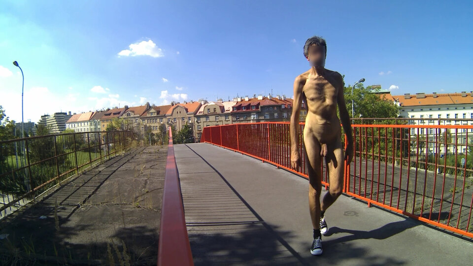 145628A.mp4_snapshot_00.29.007.jpg - Krzysztof_cfnm