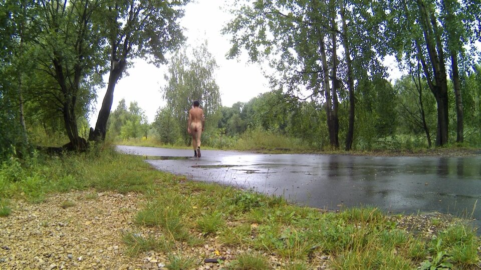 _163154A.mp4_snapshot_01.52.829.jpg - Krzysztof_cfnm