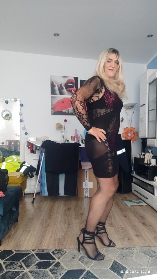 1000111372.jpg - Daria54
