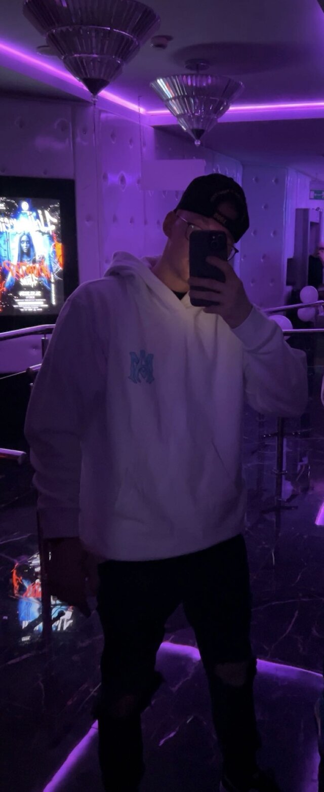 KingBezQueen69