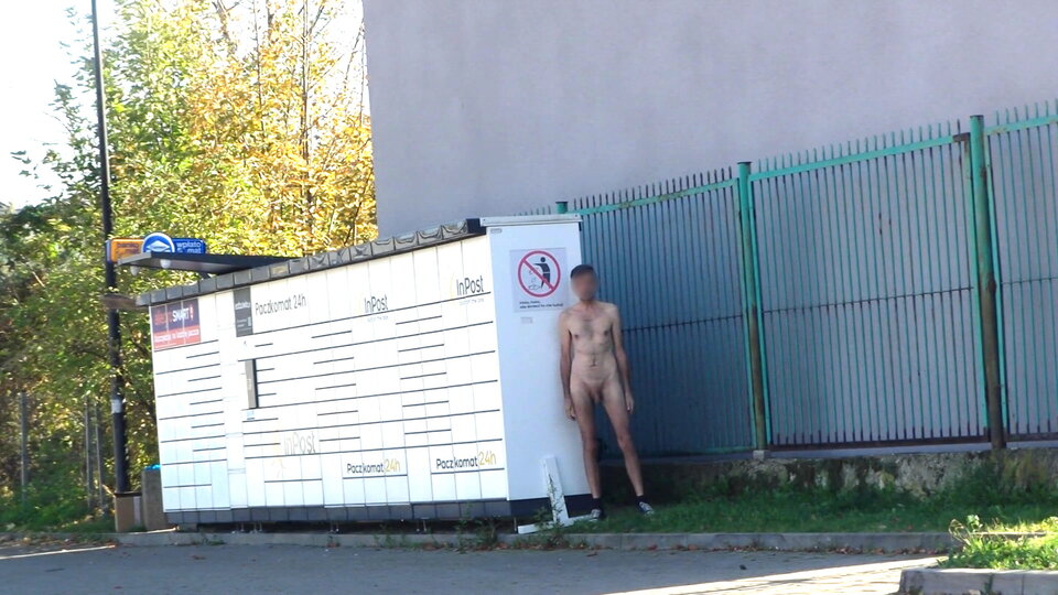 paczkomat_843.mp4_snapshot_02.03.801.jpg - Krzysztof_cfnm