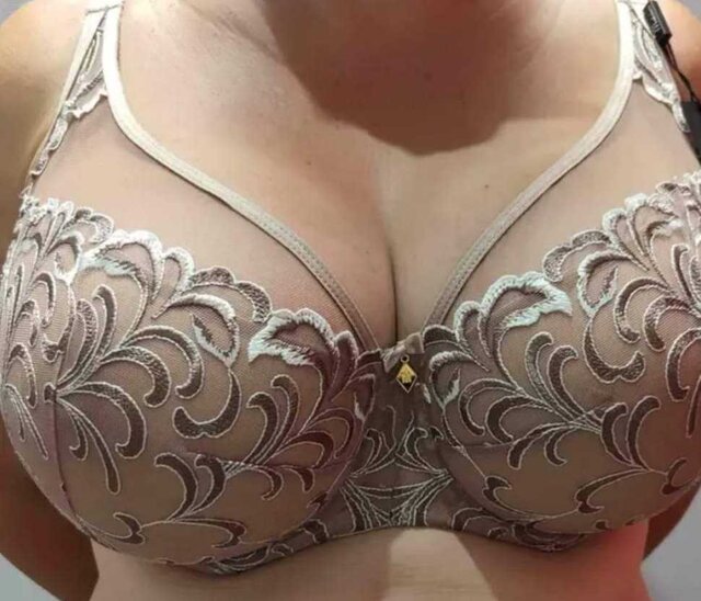 Agalita54