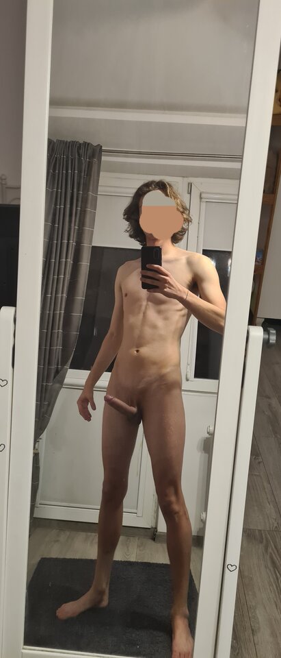 Sylwetka.jpg - OutrunningBoy