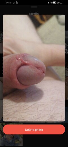 Screenshot_20241204_002208_com.grindrapp.android.jpg