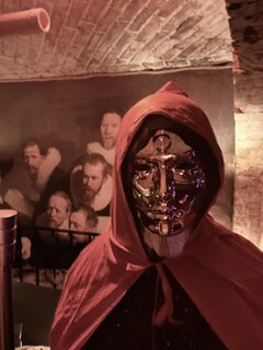 Eyes wide shut - ritual