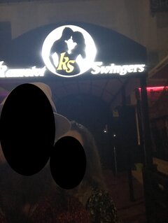 Idziemy razem do klubu w sobotę?
