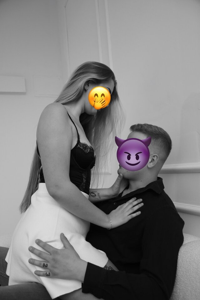 Teencouple23