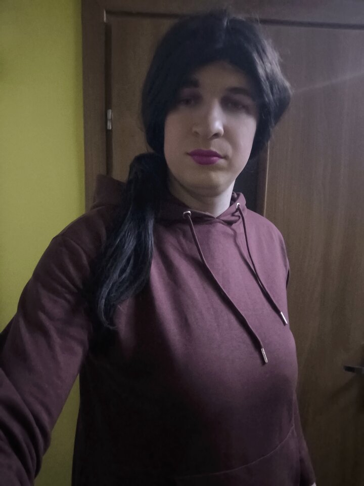 1000002191.jpg - Adriennecross