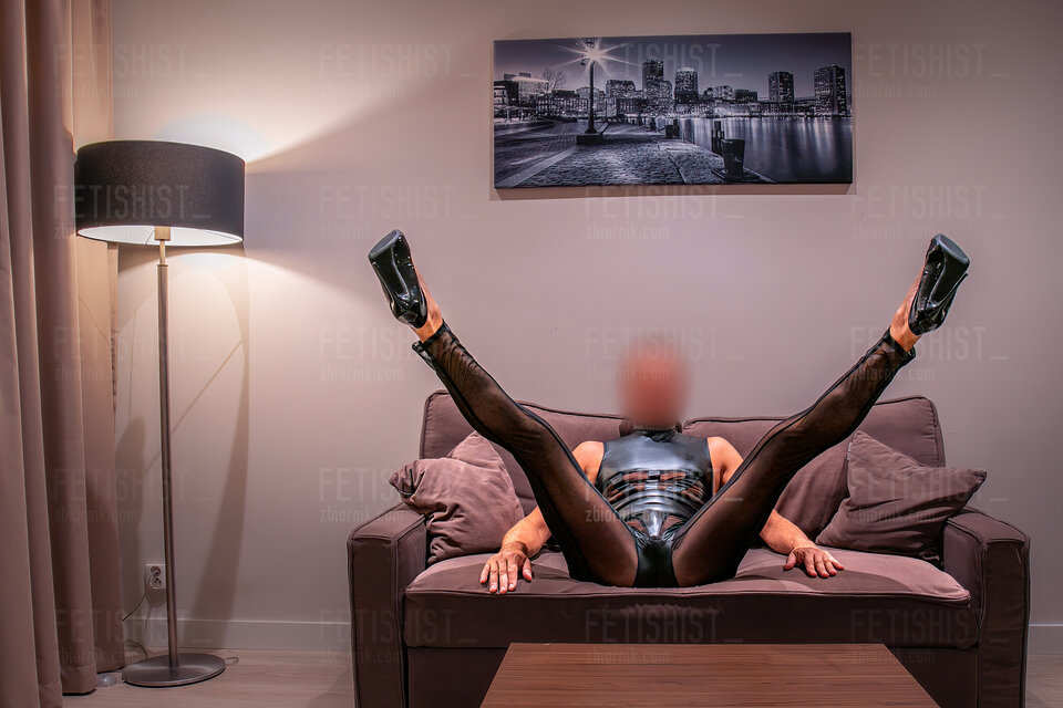 4.jpg - fetishist_