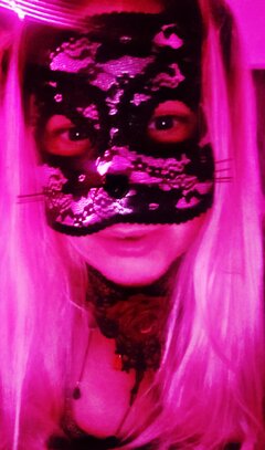 Picsart_25-02-15_10-53-37-444.jpg