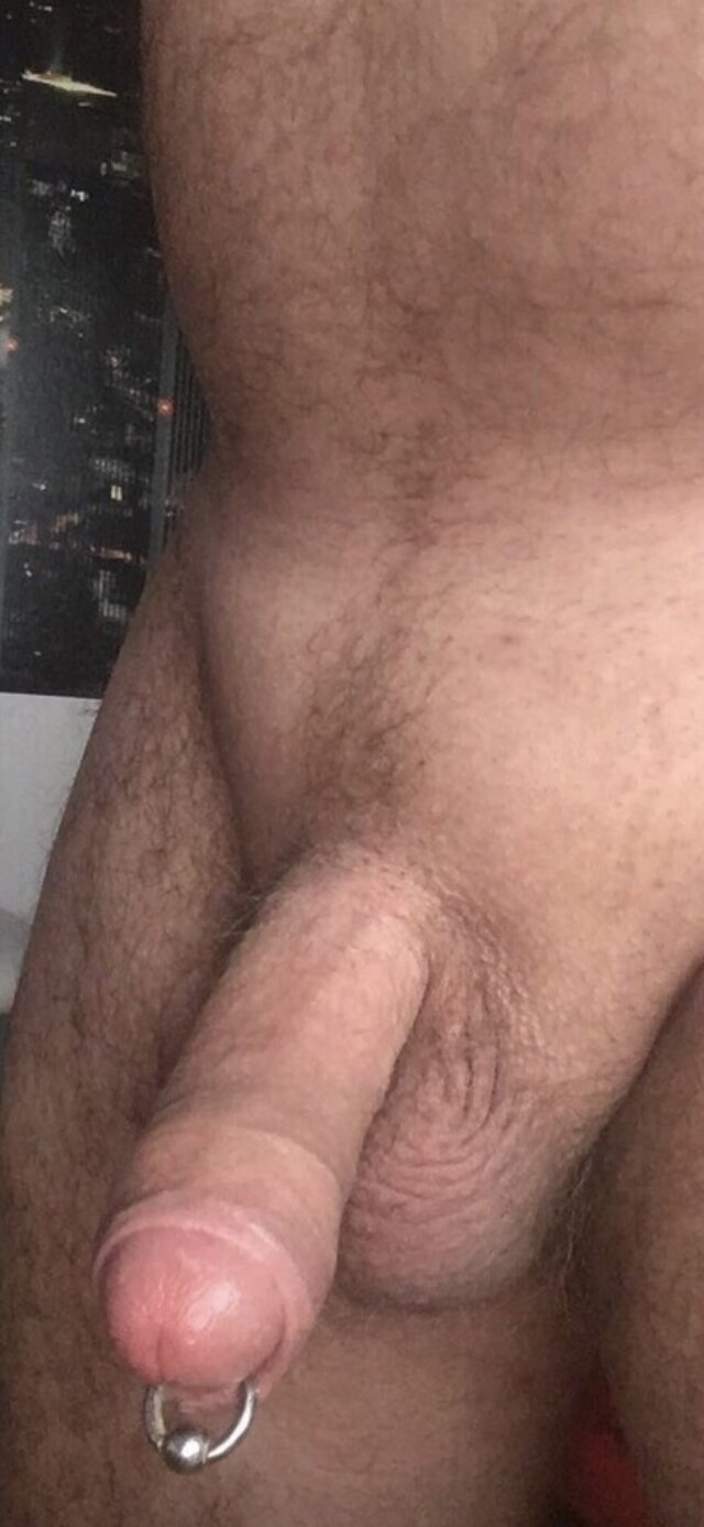 Zakolczykowany55bi