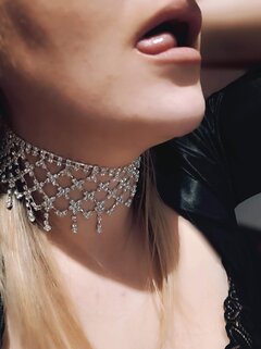 😋