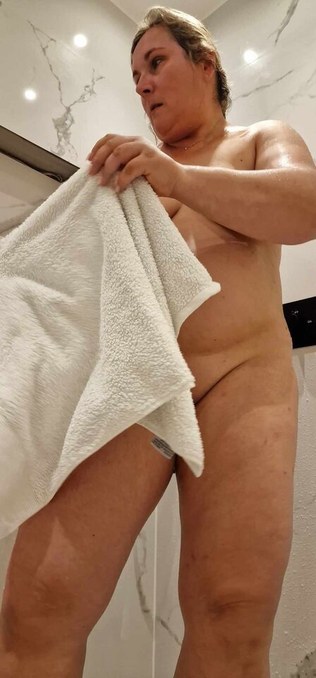 received_912702797195951.jpeg - nakedgirl