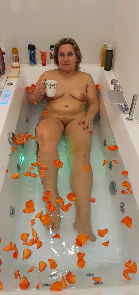 received_1311291199670415.jpeg - nakedgirl