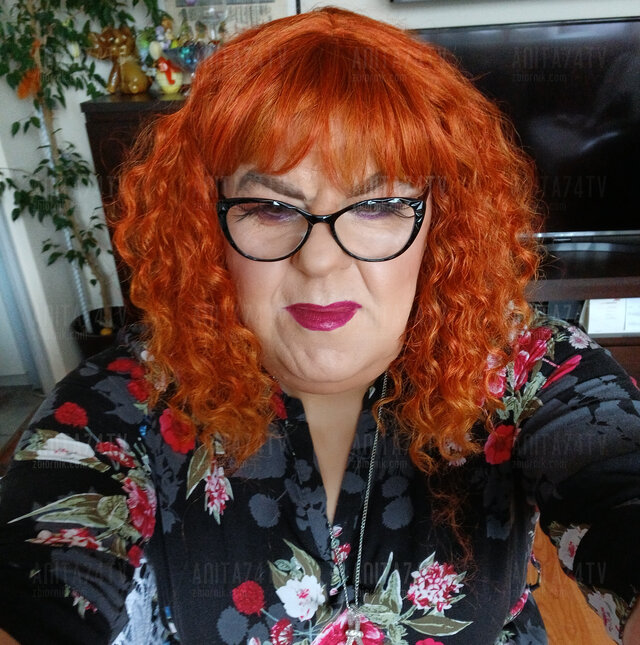 Anita74tv
