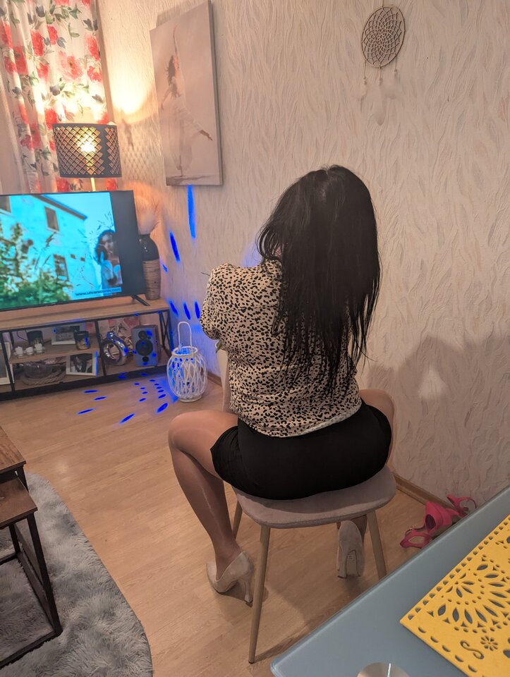 1000015215.jpg - m2022