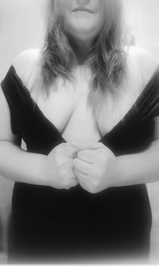 Wilgotne_szepty