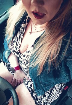 💋
