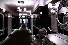 Hall_1a.jpg