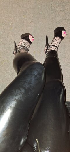 20250504_220828.jpg