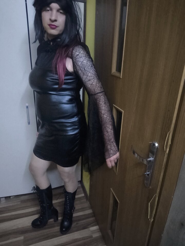 1000007375.jpg - Adriennecross