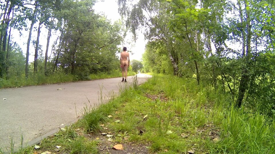 ŻABIE DOŁY - alejka 20250620_1438.mp4_snapshot_00.31.225.jpg - Krzysztof_cfnm