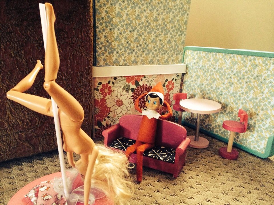 naughty-elf-shelf-2.jpg - Mareczek_Swireczek