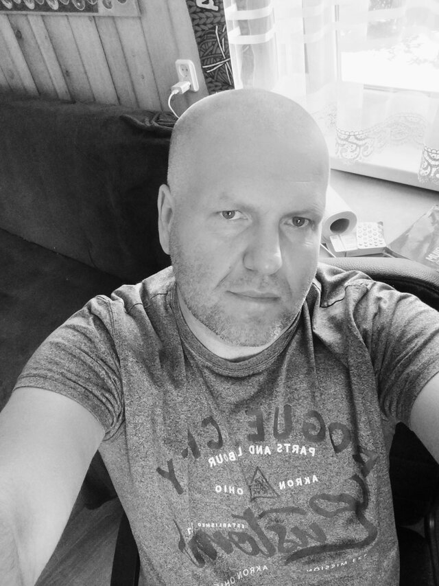 Tomasz_1981_29_