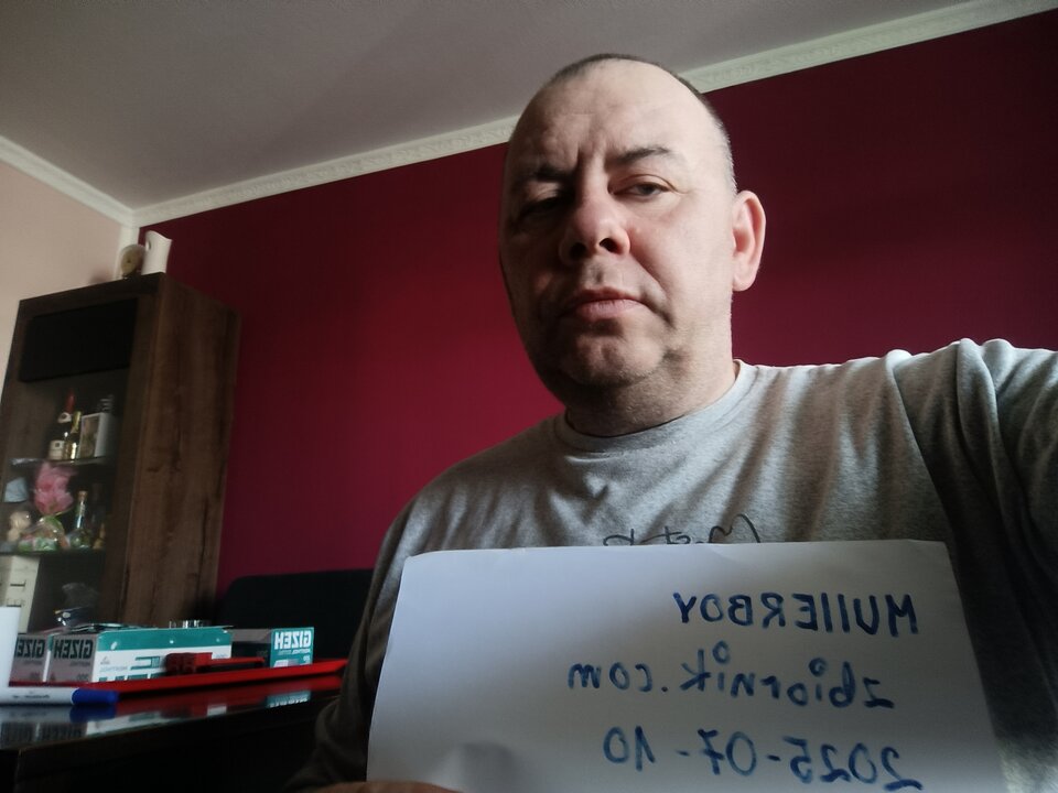 1000052346.jpg - mullerboy