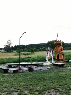 Pusto tu