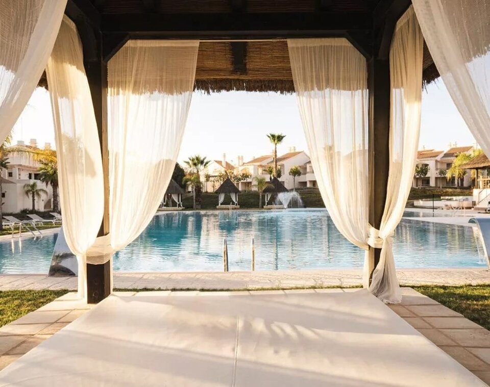 PARADISE  SWINGERS RESORTS SPAIN - swingerstours