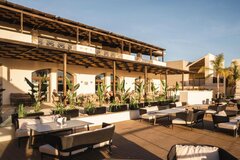 TROIKA SWINGERS LUXURY RESORTS SPAIN