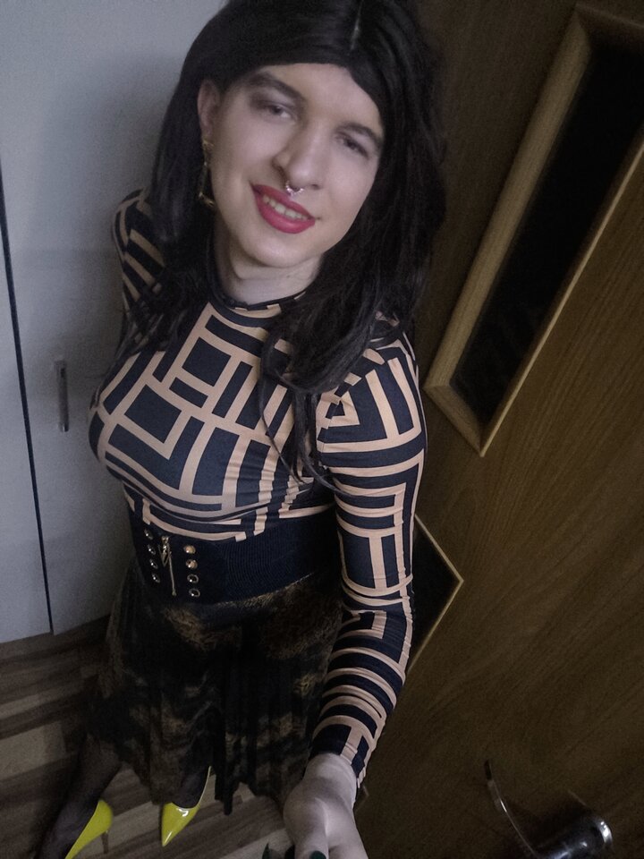 1000008626.jpg - Adriennecross