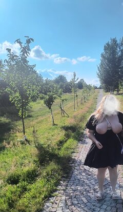 😈